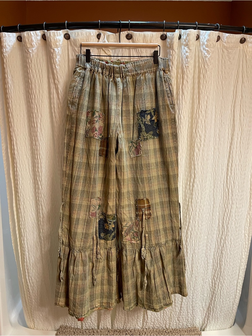 Reversible Green Floral Patchwork Wide-Leg Pants by - Picture 4 of 4